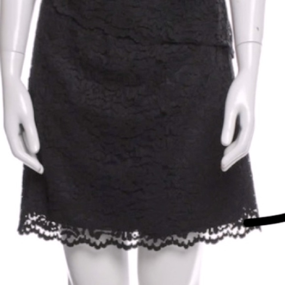 Dolce & Gabbana Lace Skirt. Authentic. Size: M | US6